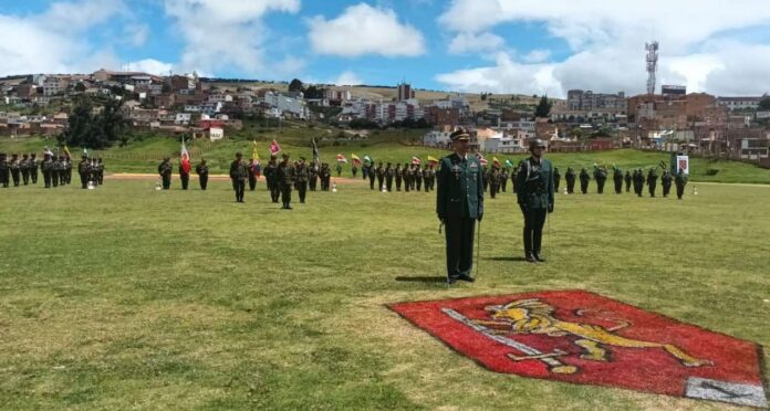 El teniente coronel Óscar Gabriel García Ortiz, es oficial del arma de Infantería, oriundo del municipio de Zipaquirá (Cundinamarca) y lleva 23 años de servicio. Foto: Ofiprensa/Primera Brigada Ejército Nacional.